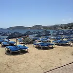 ناجي بيتش 3* غومْبيت