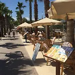 ناجي بيتش غومْبيت