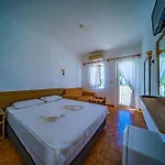 Nagi Hotel