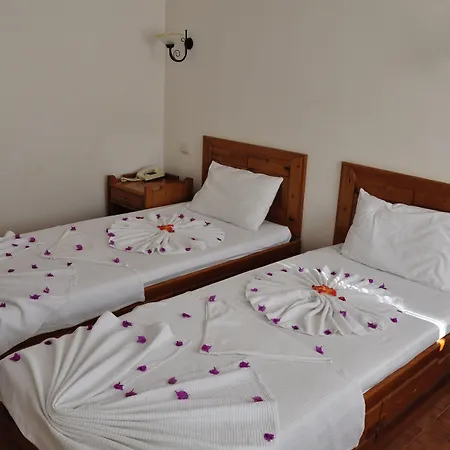 Nagi Hotel 3*