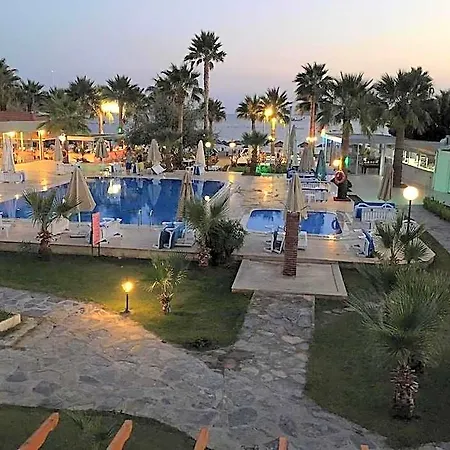 ناجي بيتش 3*