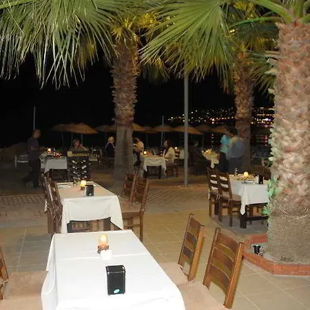 Nagi Hotel 3*