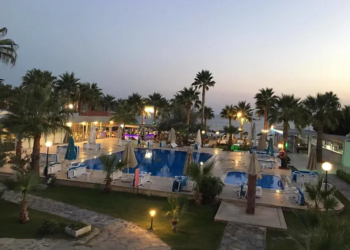 Hotel Nagi 3*